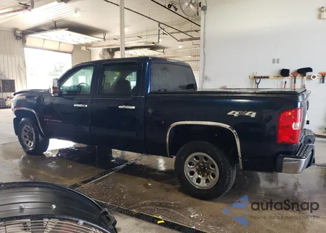 2008 Chevrolet Silverado K1500 из США, поврежденный, VIN 2GCEK13C381104736